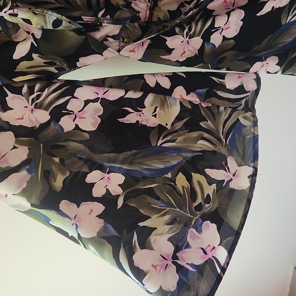 NWT Show Me Your Mumu Charleston Black Tropical Tie Front Long Sleeve Romper, XS - Picture 4 of 11